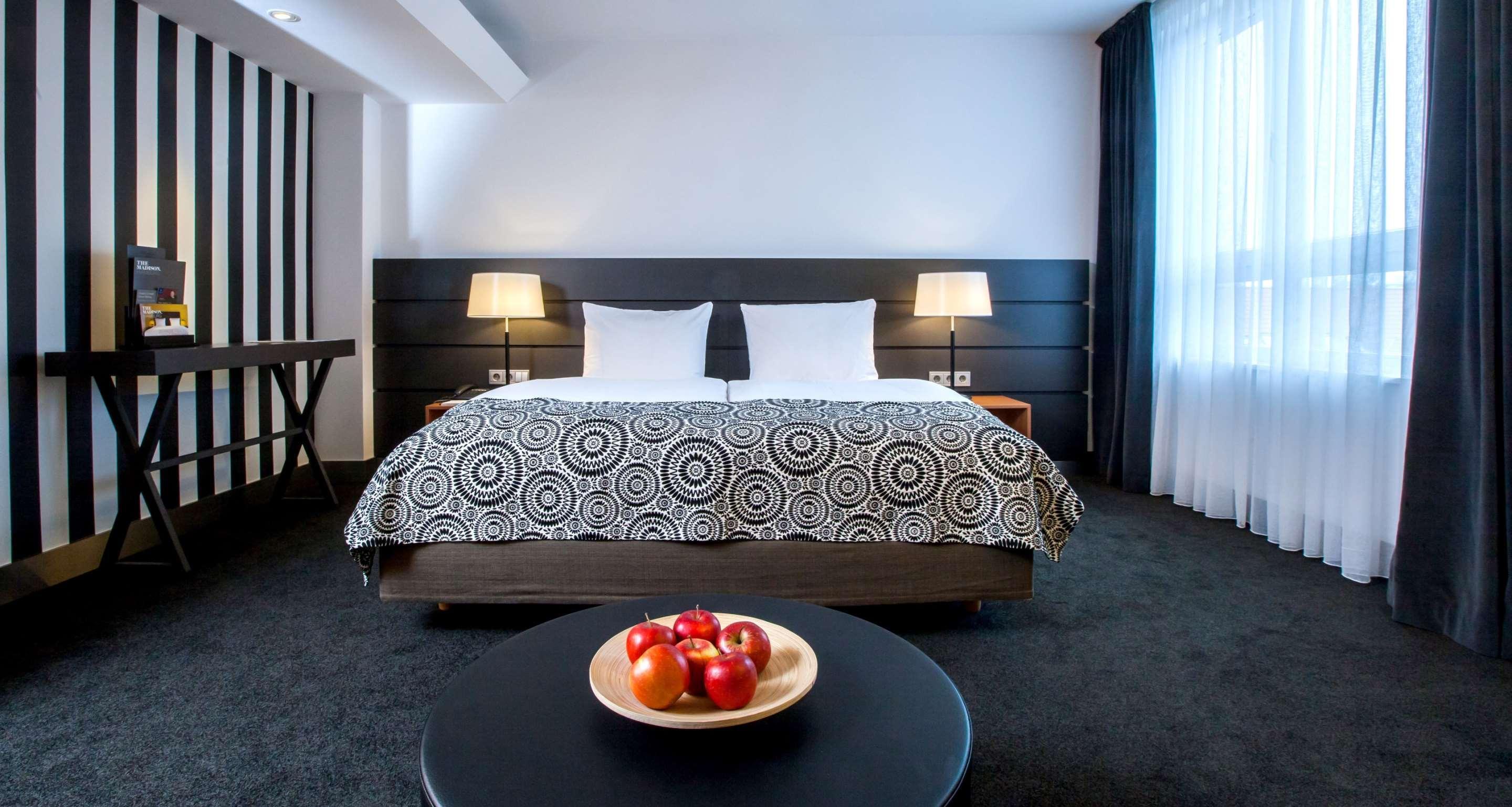 The Madison Hotel Hamburg Exterior photo