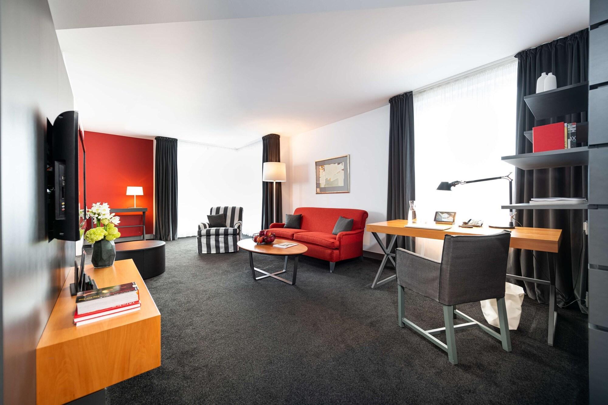 The Madison Hotel Hamburg Exterior photo