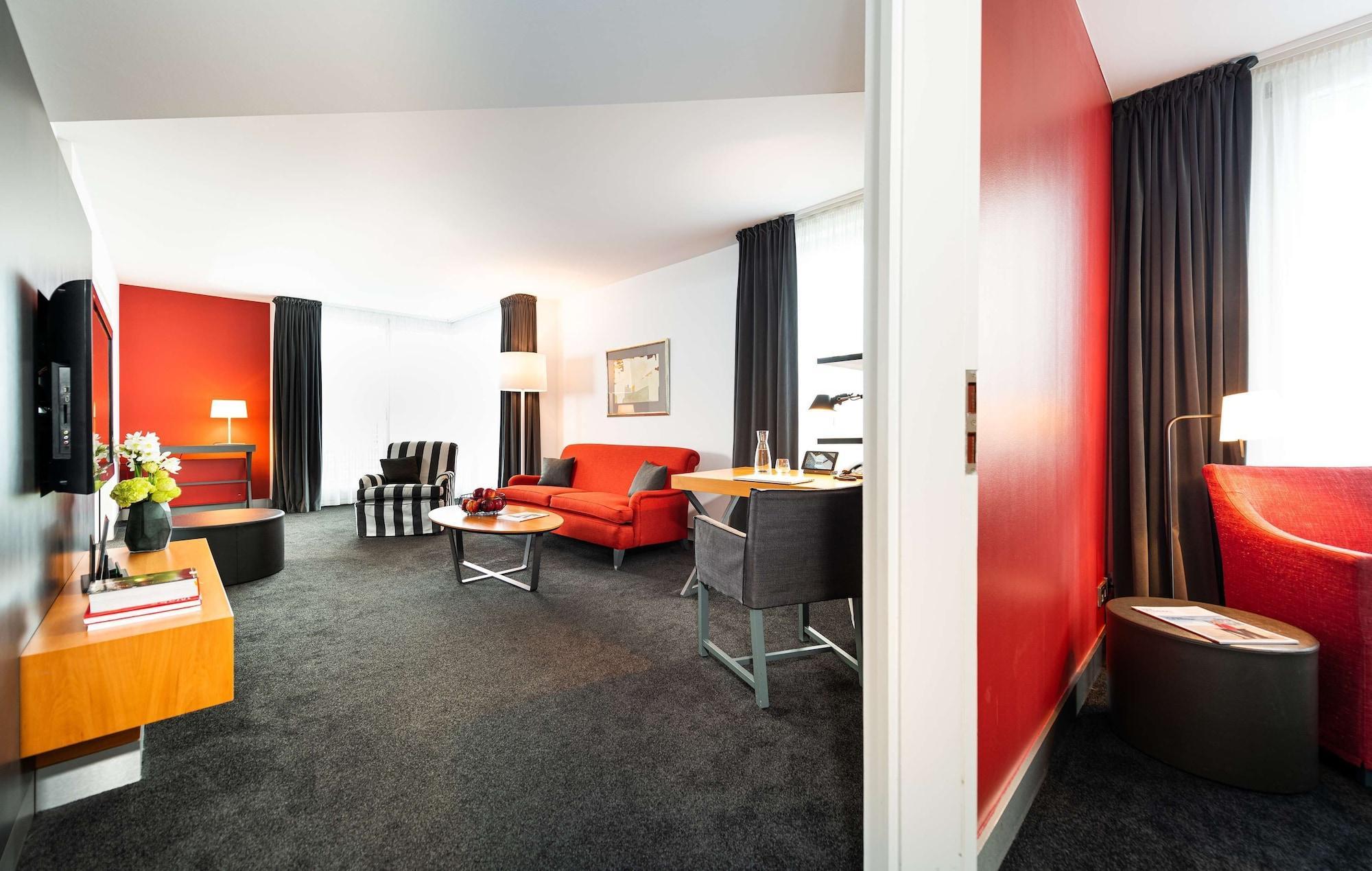 The Madison Hotel Hamburg Exterior photo