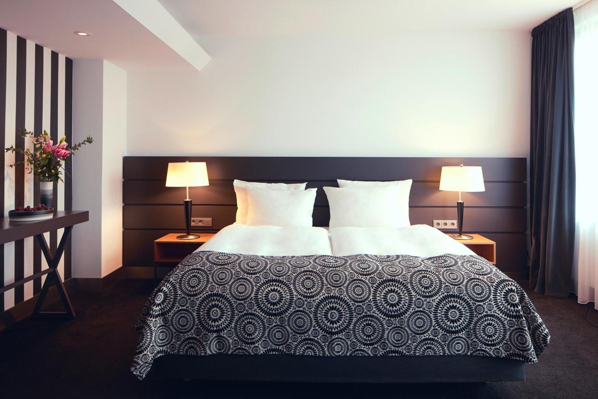 The Madison Hotel Hamburg Exterior photo